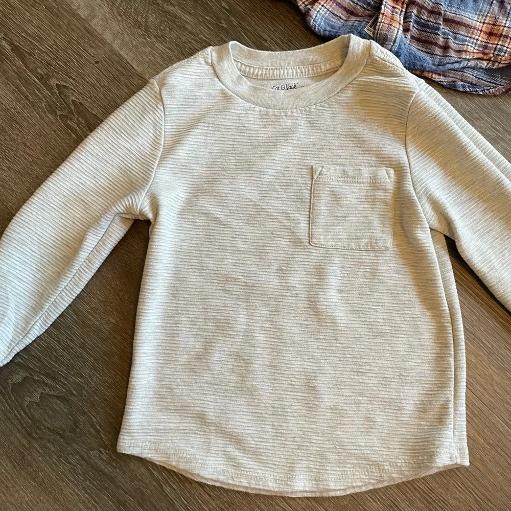 Boys 4T Bundle of long sleeve tops Carters H&M Cat & Jack Osh Kosh B’Gosh